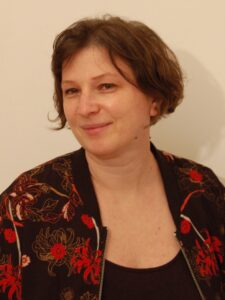 Dr. Emmanuelle Bermès 
